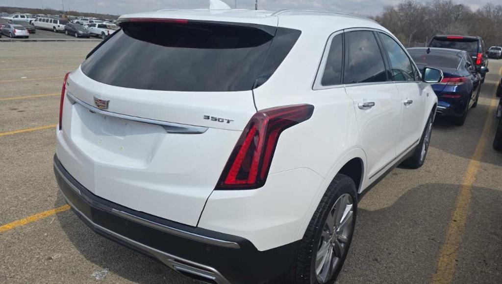 used 2024 Cadillac XT5 car, priced at $34,990