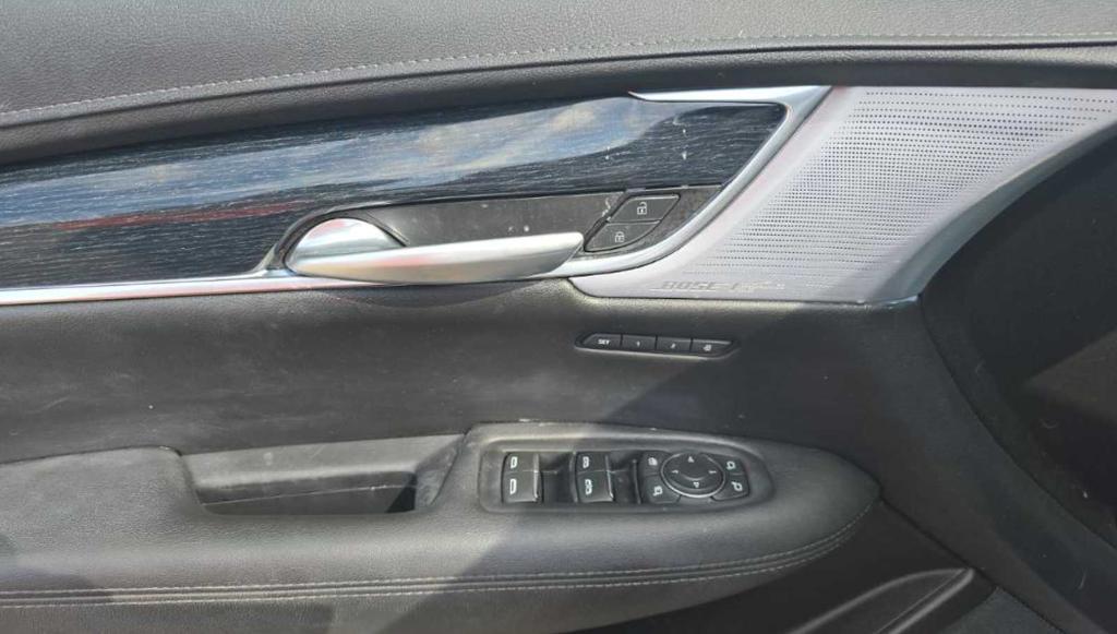 used 2024 Cadillac XT5 car, priced at $34,990