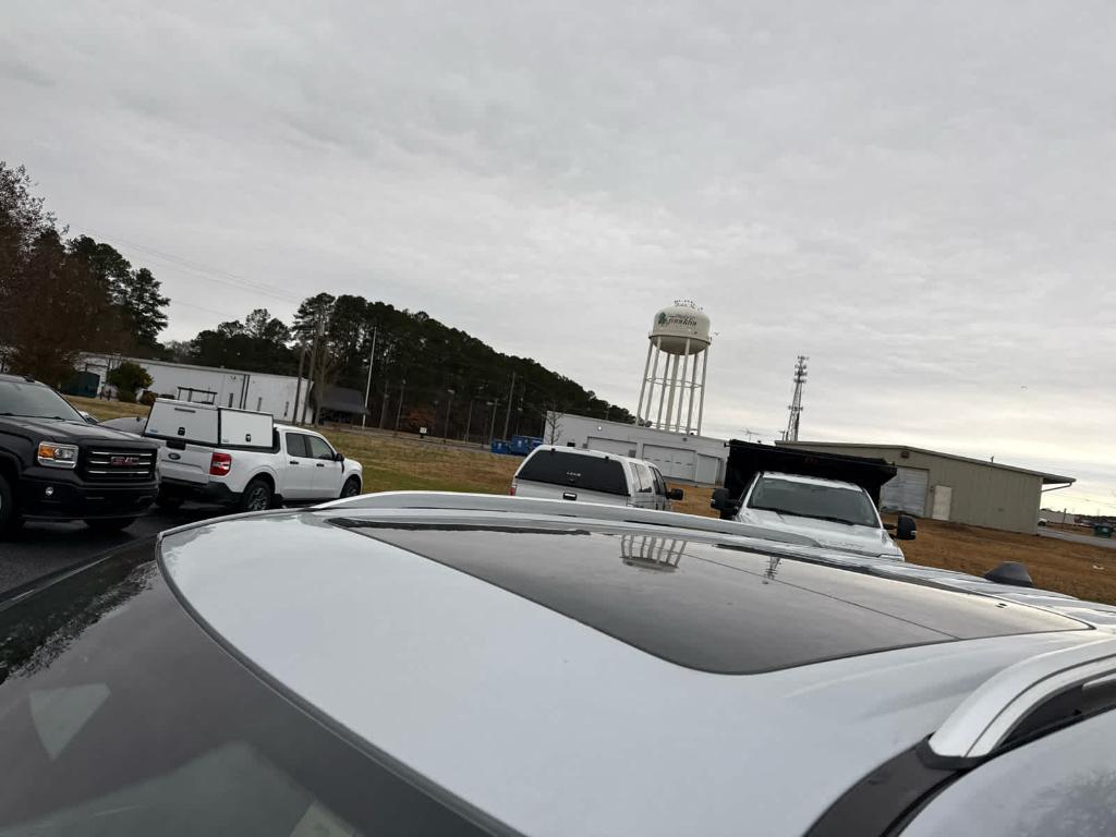 used 2025 Ford Explorer car, priced at $43,098