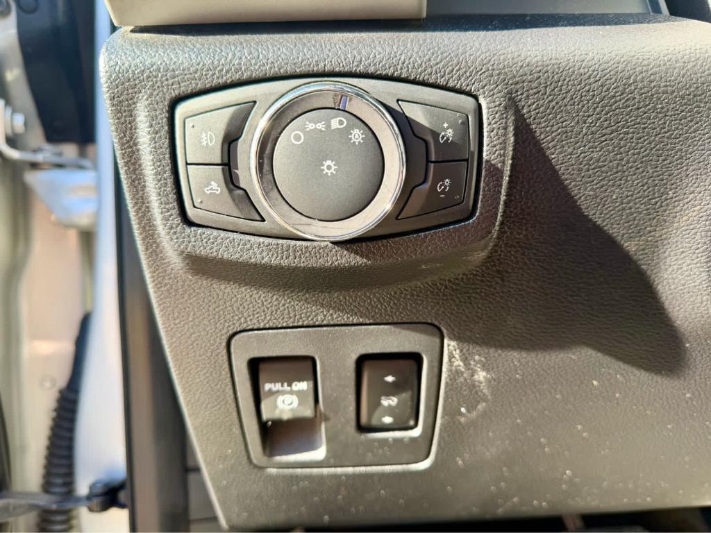 used 2019 Ford F-150 car, priced at $28,595