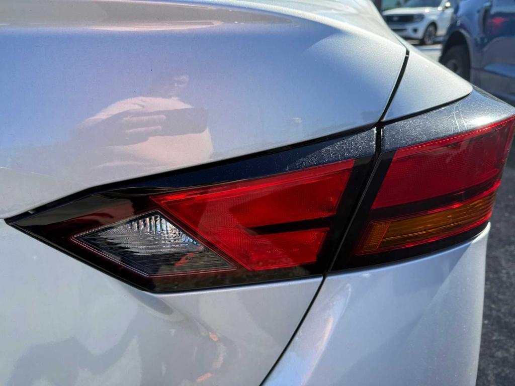 2022 Brilliant Silver Metallic Nissan Altima
