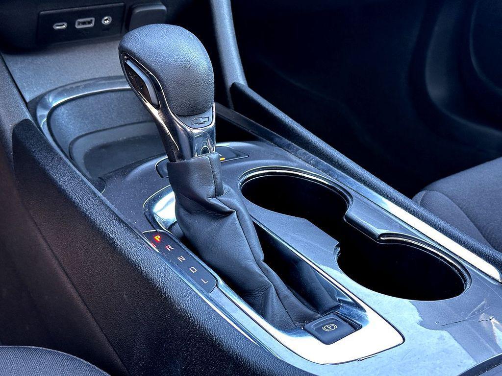 used 2024 Chevrolet Malibu car, priced at $18,185