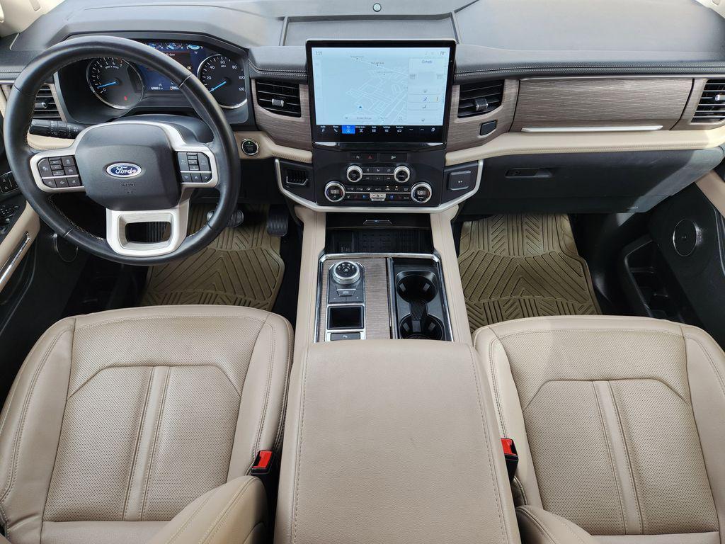 used 2024 Ford Expedition car, priced at $40,991