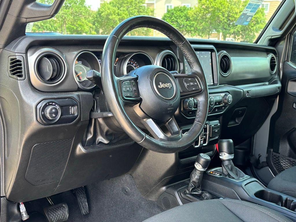 used 2023 Jeep Gladiator car, priced at $36,991
