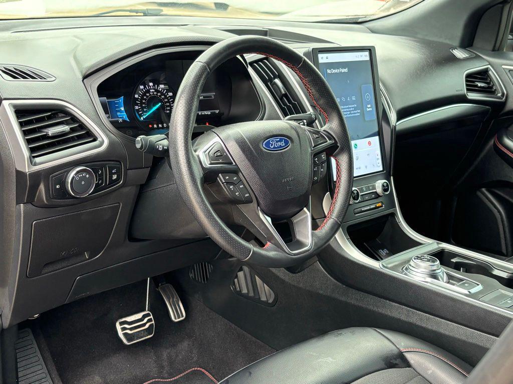 used 2024 Ford Edge car, priced at $29,991