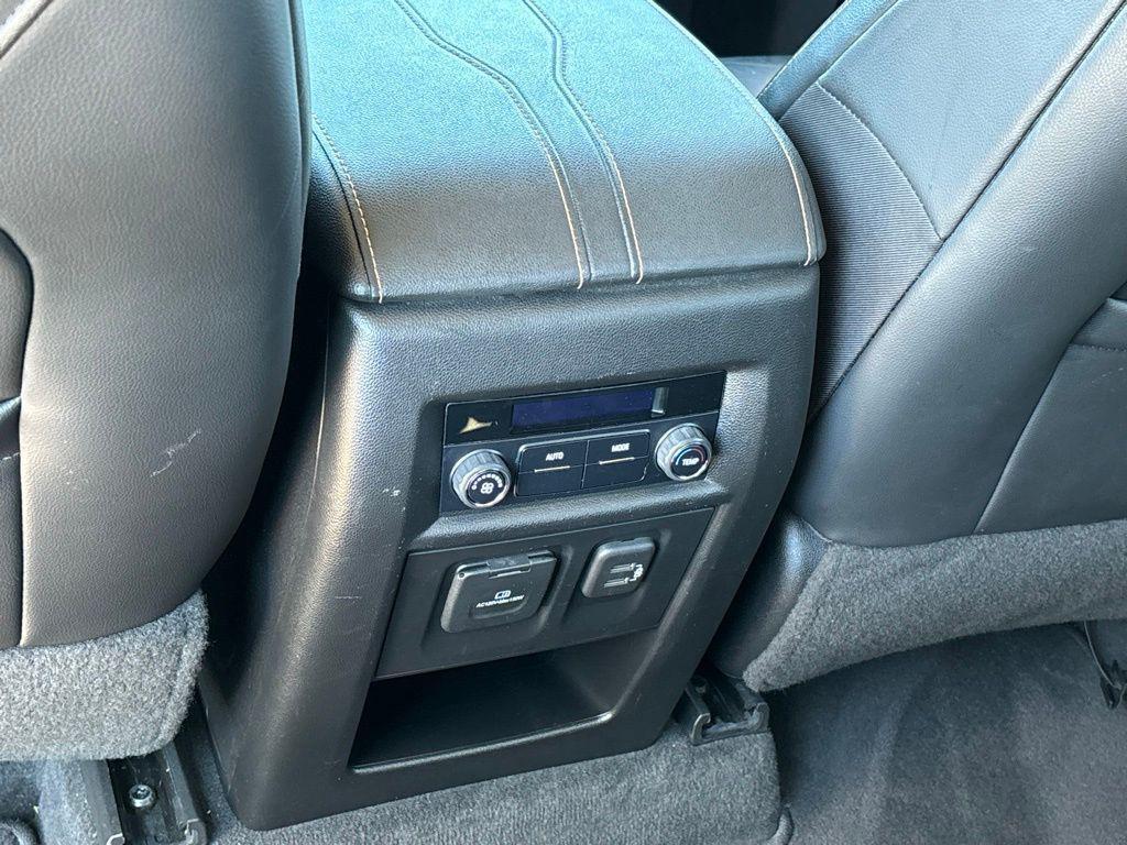 used 2020 Chevrolet Traverse car, priced at $21,991