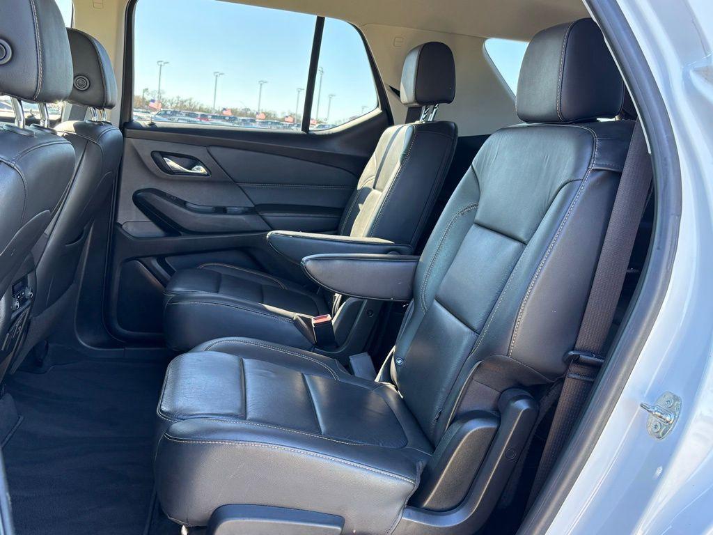 used 2020 Chevrolet Traverse car, priced at $21,991
