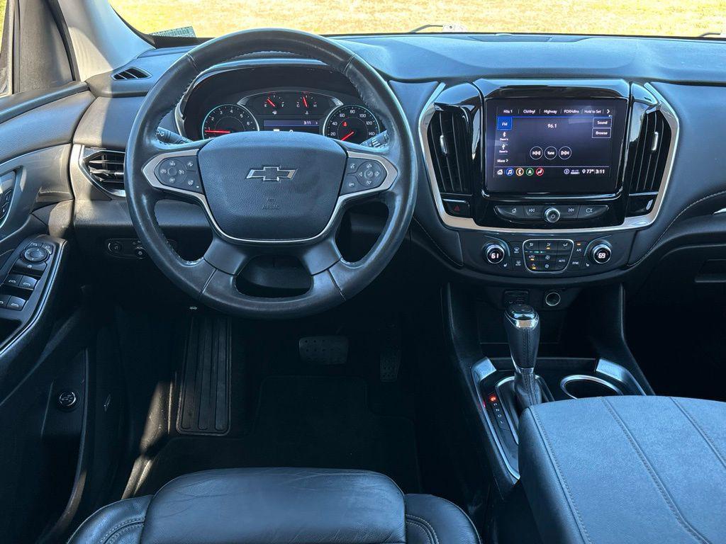 used 2020 Chevrolet Traverse car, priced at $21,991