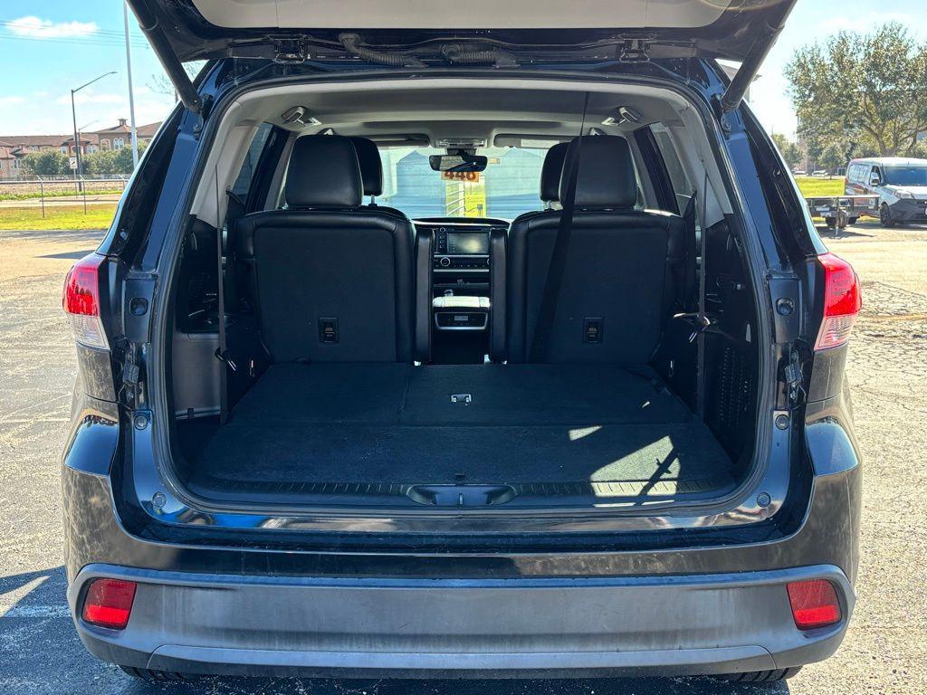 used 2018 Toyota Highlander car, priced at $23,991