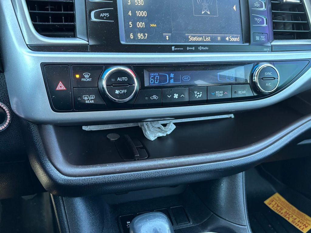 used 2018 Toyota Highlander car, priced at $23,991