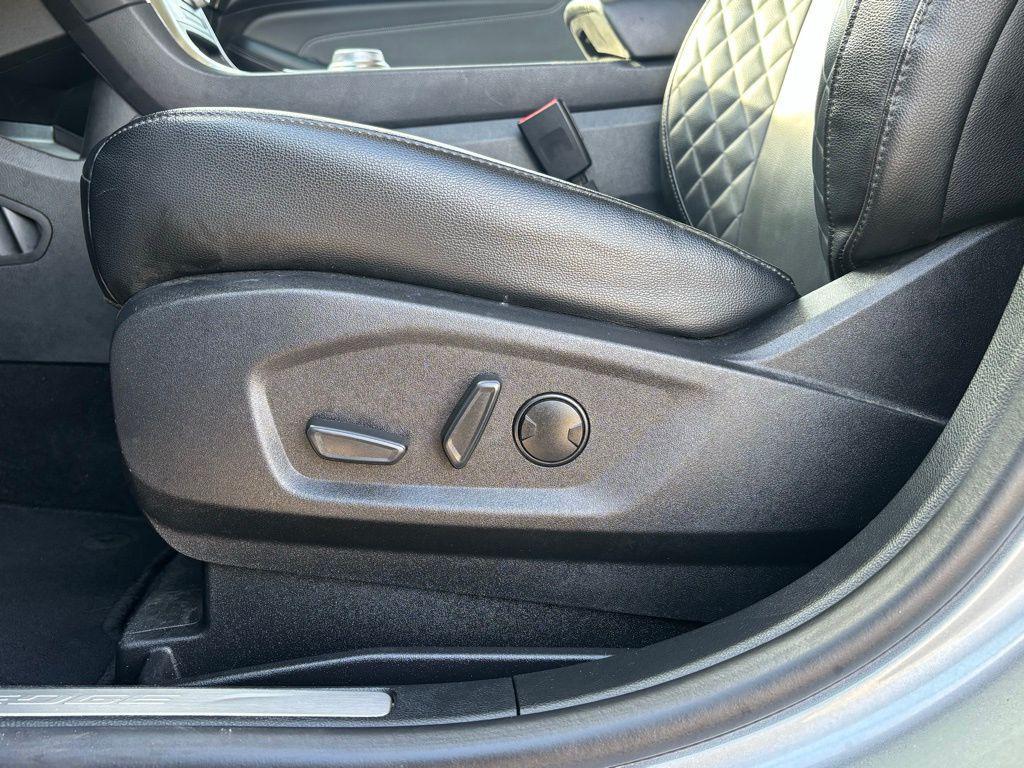 used 2024 Ford Edge car, priced at $25,898