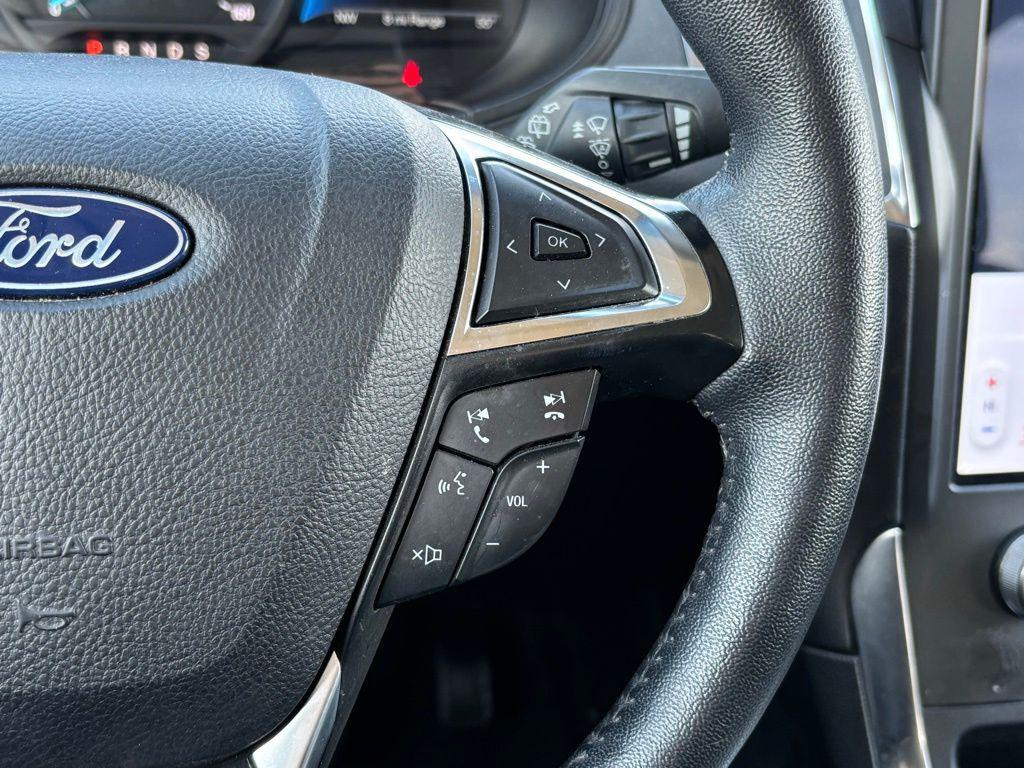 used 2024 Ford Edge car, priced at $25,898