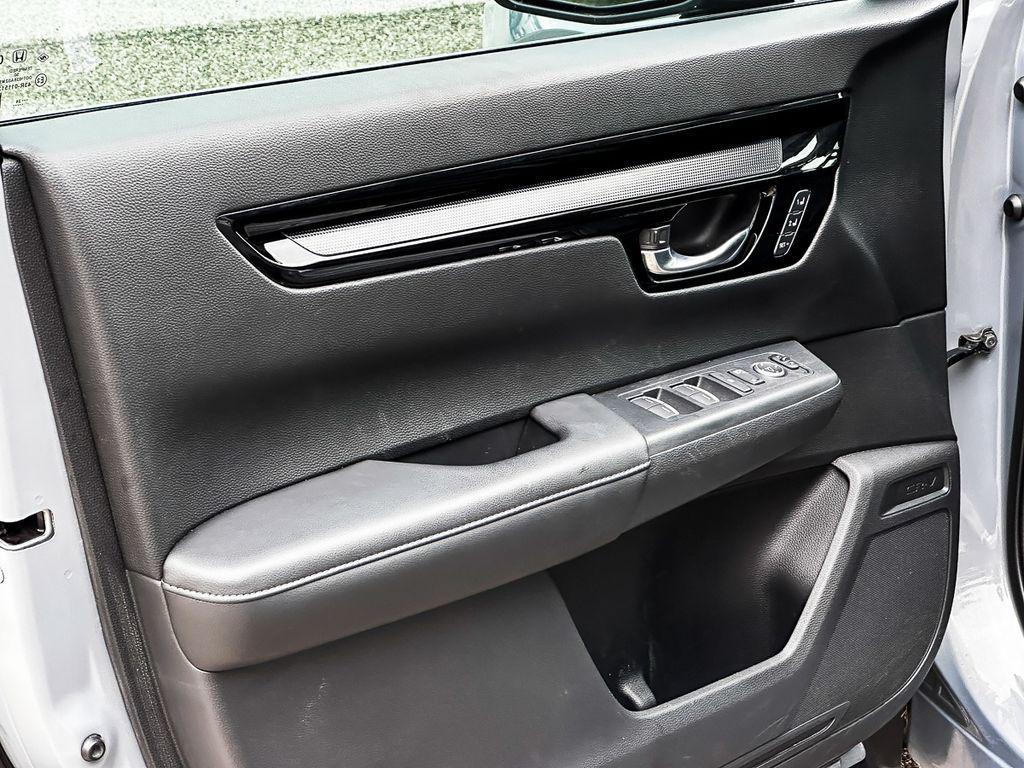 used 2024 Honda CR-V car, priced at $31,991