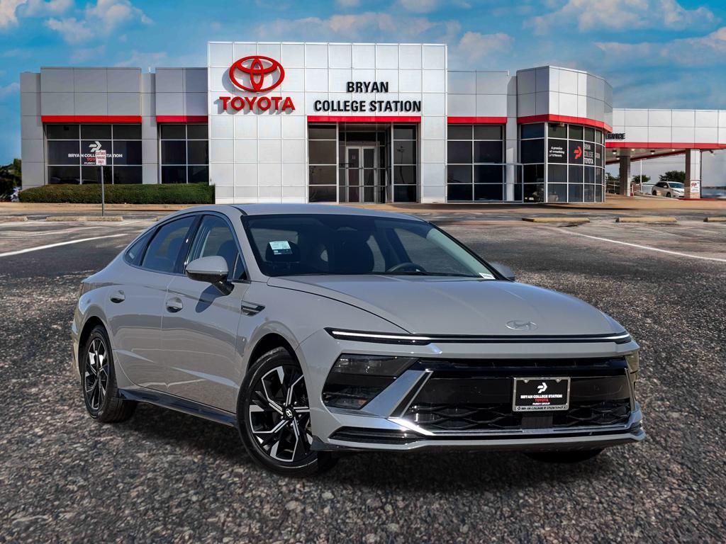 used 2024 Hyundai Sonata car, priced at $20,573