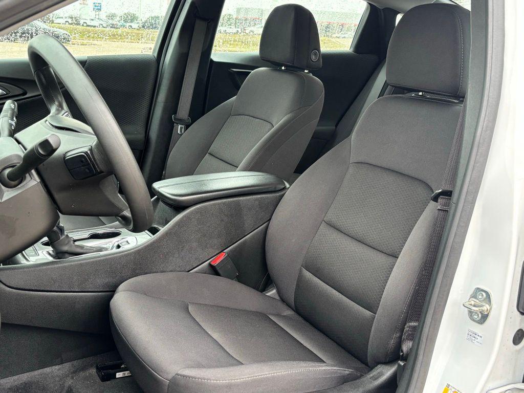 used 2024 Chevrolet Malibu car, priced at $17,991