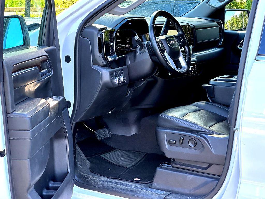 used 2024 GMC Sierra 1500 car, priced at $43,994