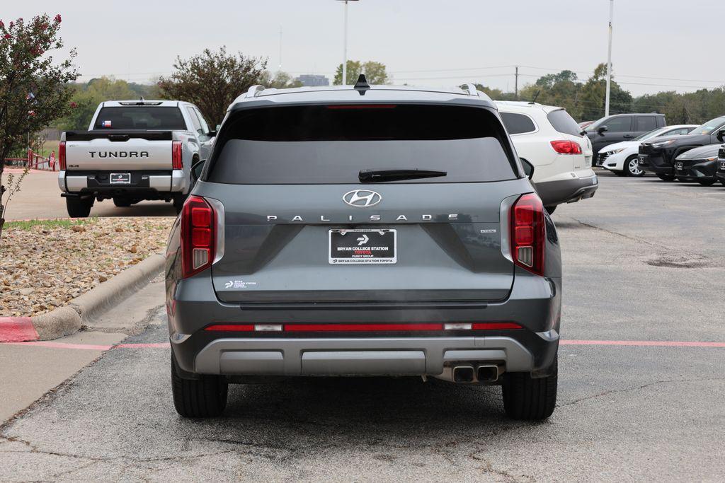 used 2024 Hyundai Palisade car, priced at $36,196