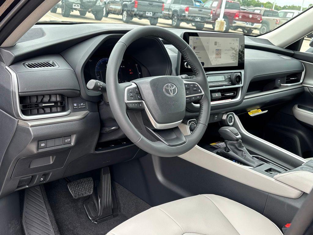 new 2026 Toyota Grand Highlander car, priced at $49,910