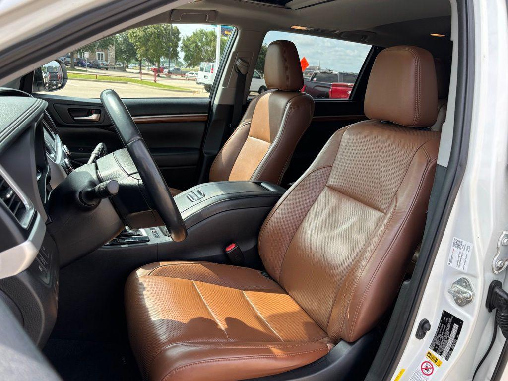 used 2019 Toyota Highlander car, priced at $19,991
