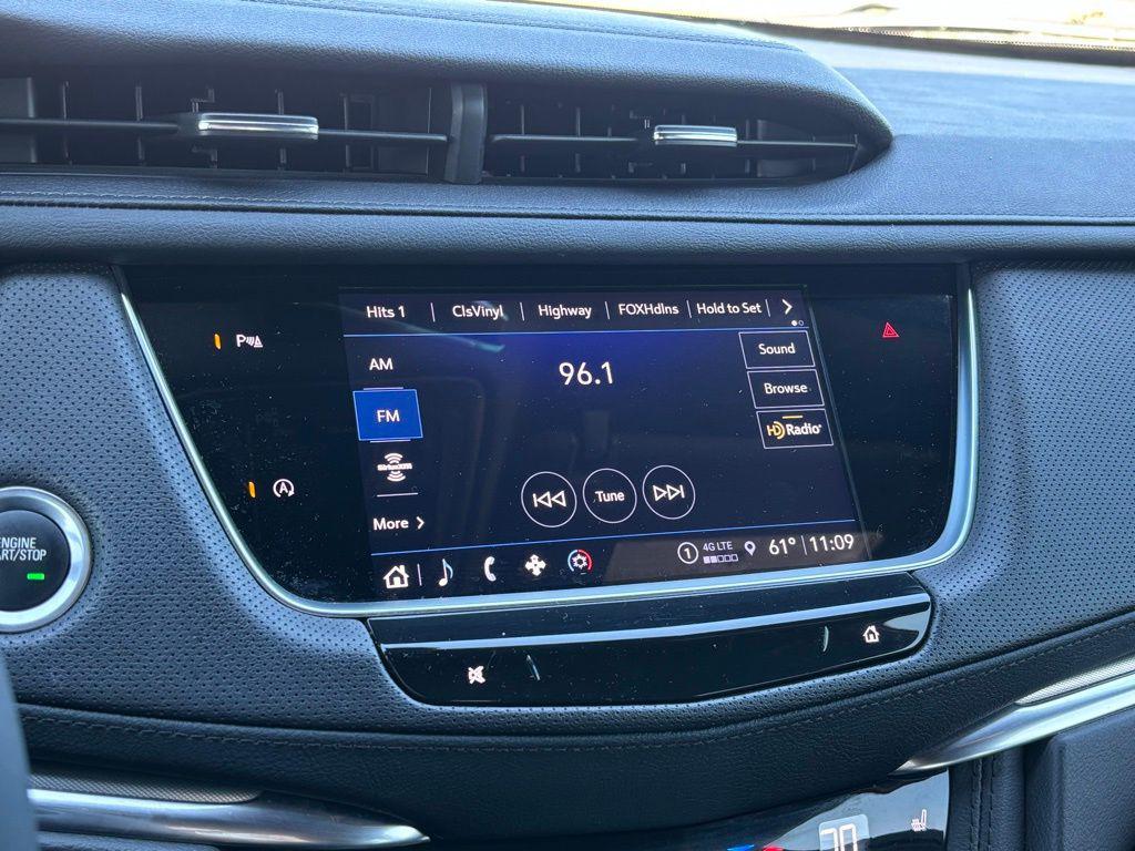 used 2024 Cadillac XT5 car, priced at $31,318