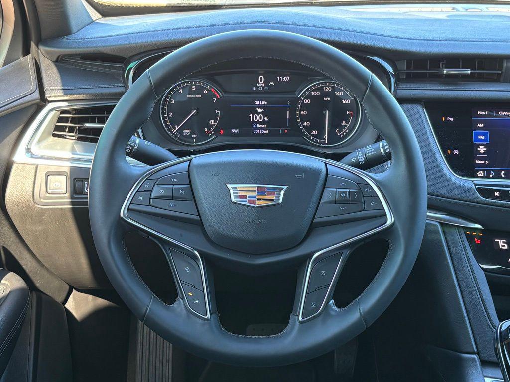 used 2024 Cadillac XT5 car, priced at $31,318