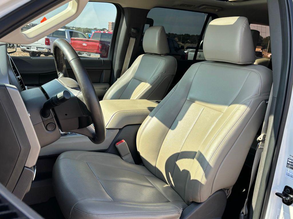 used 2021 Ford Expedition car, priced at $25,991