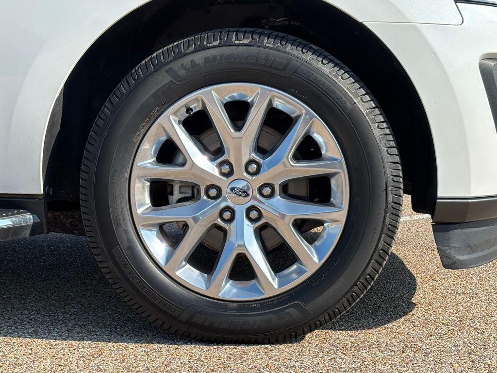 used 2021 Ford Expedition car, priced at $25,991