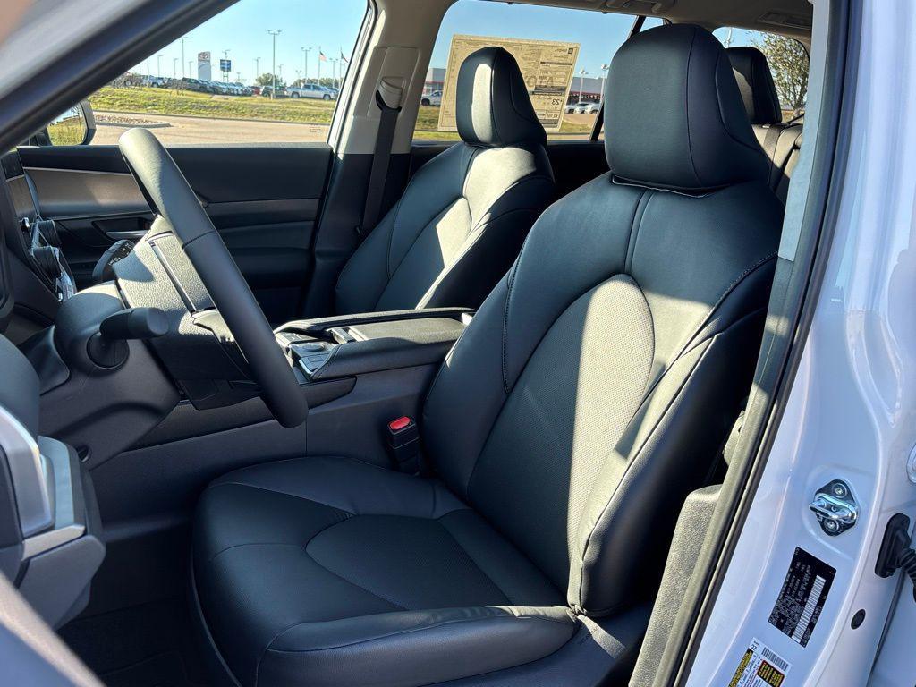 new 2026 Toyota Grand Highlander car, priced at $53,929