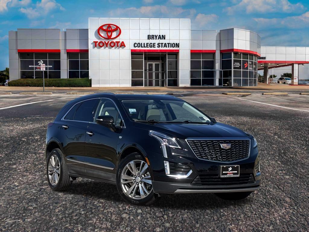 used 2022 Cadillac XT5 car, priced at $24,456