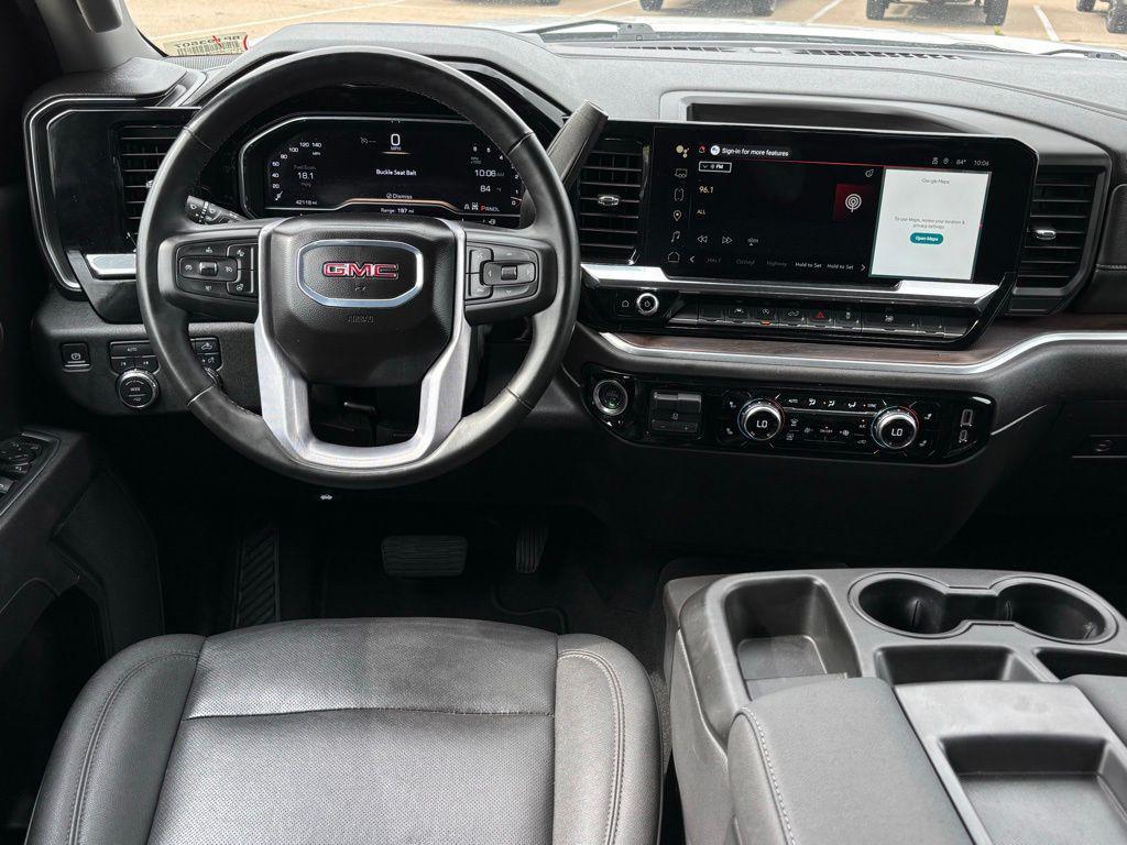 used 2025 GMC Sierra 1500 car, priced at $45,991