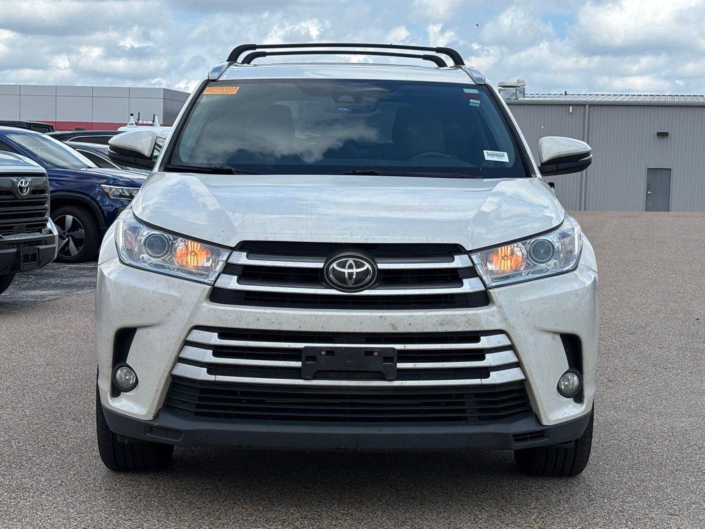 used 2018 Toyota Highlander car, priced at $20,991