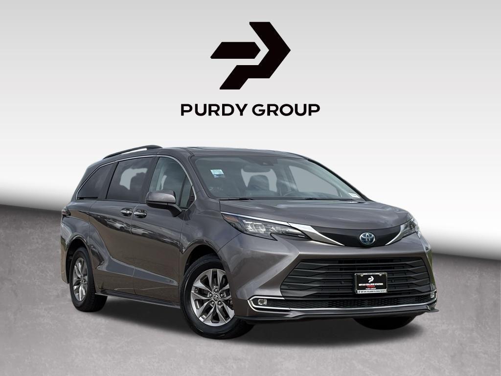 used 2024 Toyota Sienna car, priced at $38,995