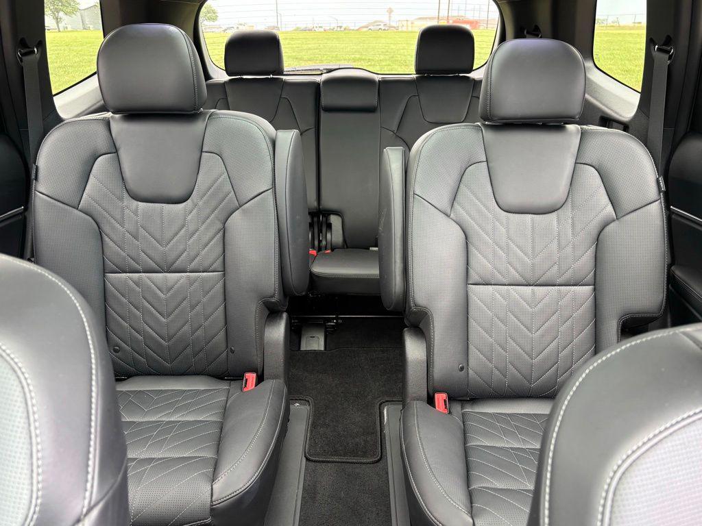 used 2024 Kia Telluride car, priced at $42,591