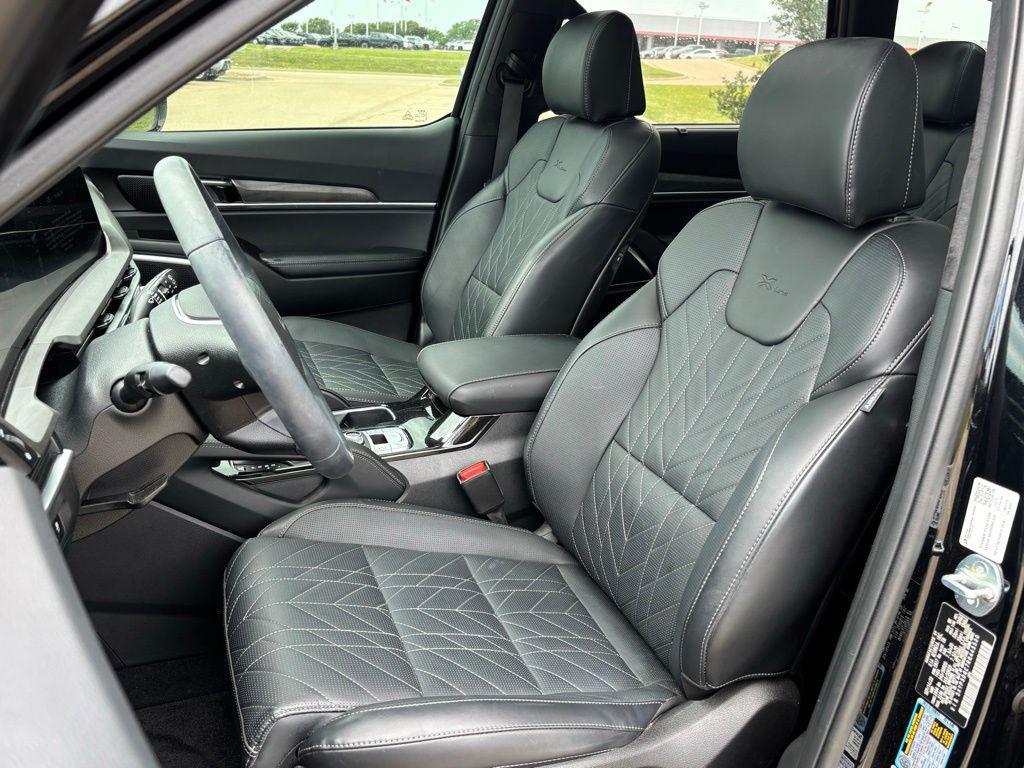 used 2024 Kia Telluride car, priced at $42,591