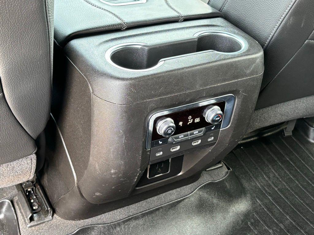 used 2021 GMC Yukon XL car, priced at $46,991