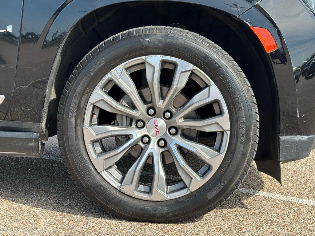 used 2021 GMC Yukon XL car, priced at $46,991