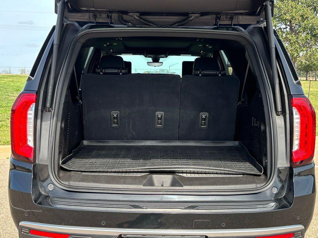 used 2021 GMC Yukon XL car, priced at $46,991