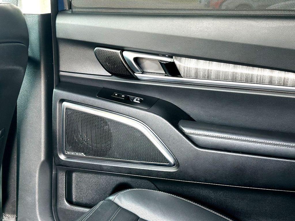 used 2024 Kia Telluride car, priced at $39,991
