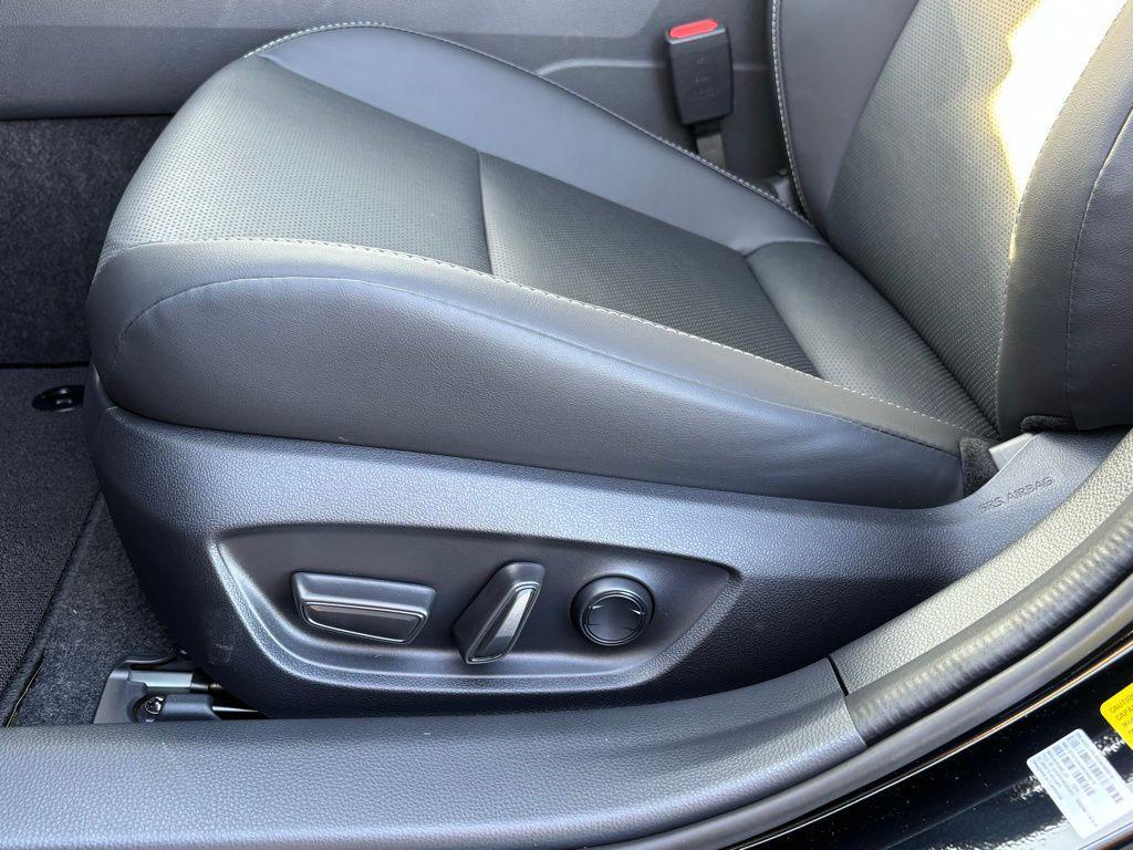 new 2026 Toyota Prius Plug-In Hybrid car, priced at $41,527