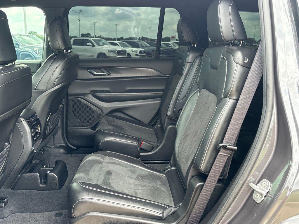 used 2025 Jeep Grand Cherokee L car, priced at $37,991