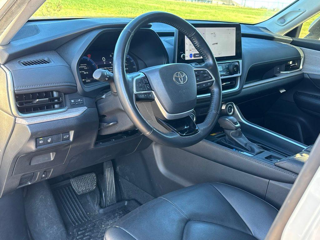 used 2024 Toyota Grand Highlander car, priced at $41,605