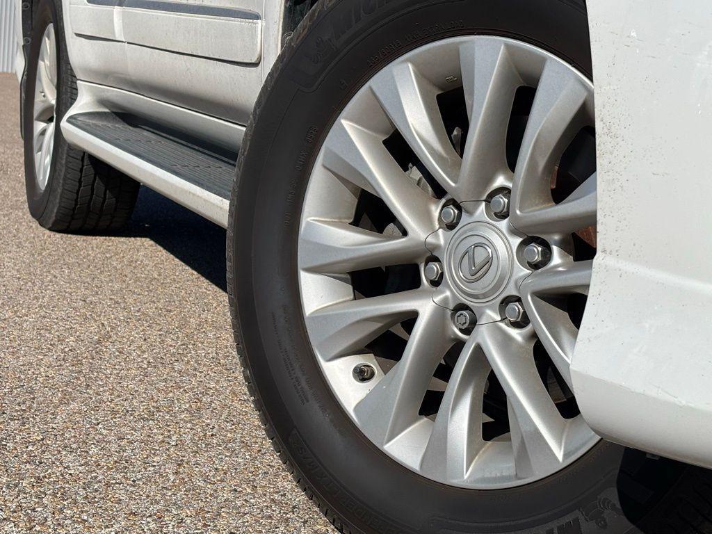 used 2014 Lexus GX 460 car, priced at $17,991