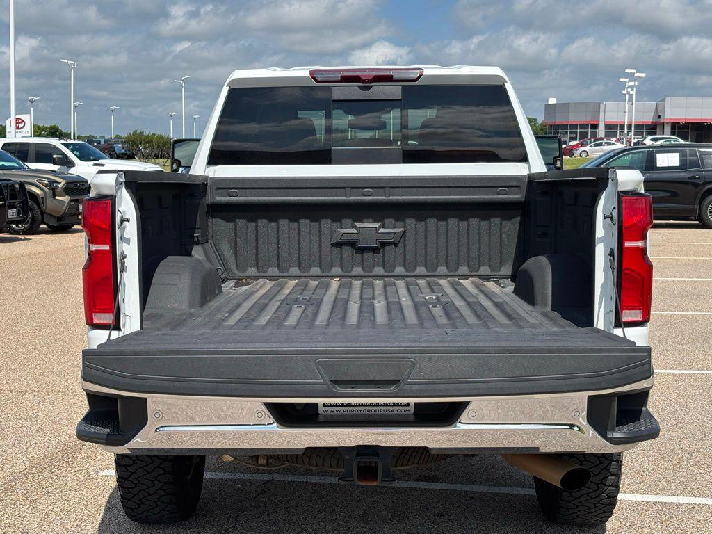 used 2024 Chevrolet Silverado 2500 car, priced at $59,991