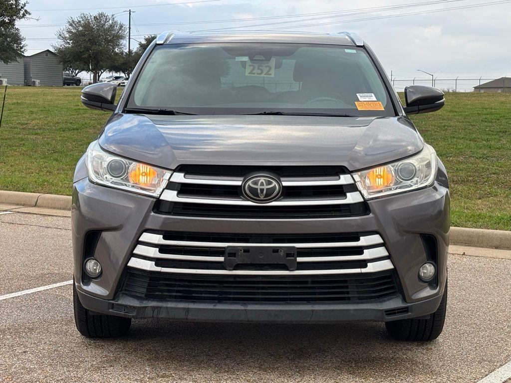 used 2018 Toyota Highlander car, priced at $19,991