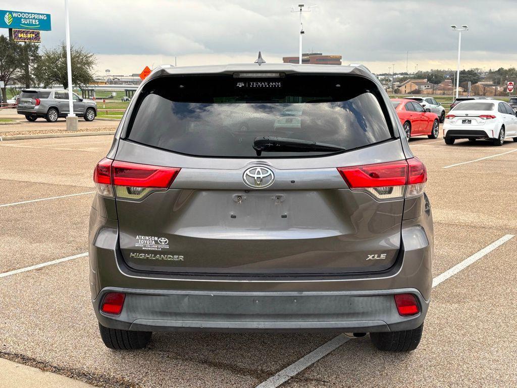 used 2018 Toyota Highlander car, priced at $19,991