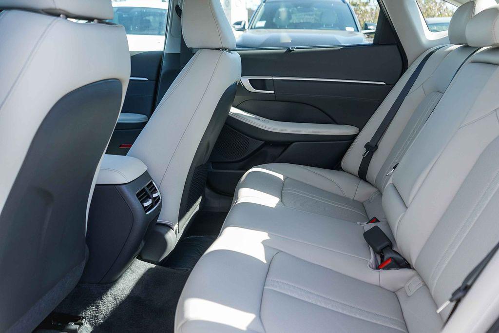 new 2026 Hyundai Sonata Hybrid car, priced at $40,247