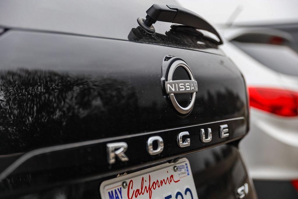used 2023 Nissan Rogue car, priced at $19,888