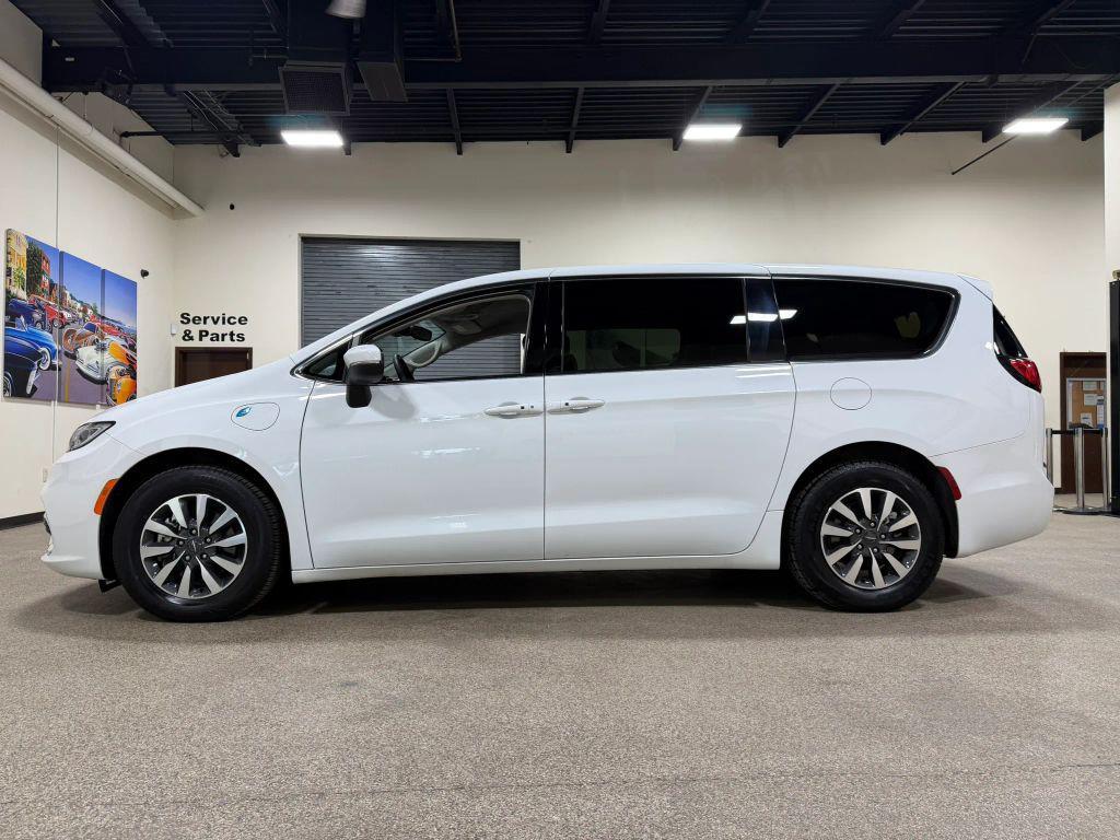used 2023 Chrysler Pacifica Hybrid car, priced at $27,485