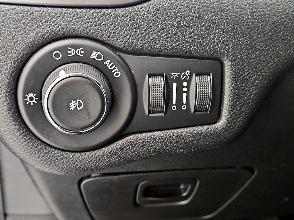 used 2019 Jeep Cherokee car, priced at $16,998