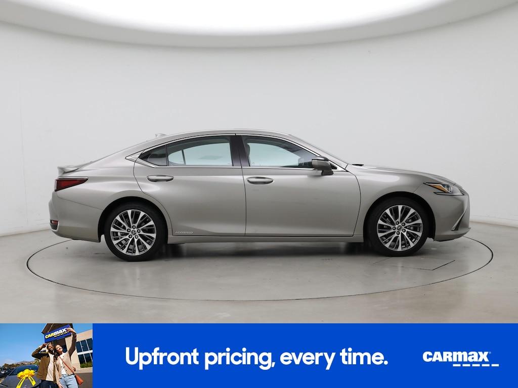 used 2019 Lexus ES 300h car, priced at $35,998